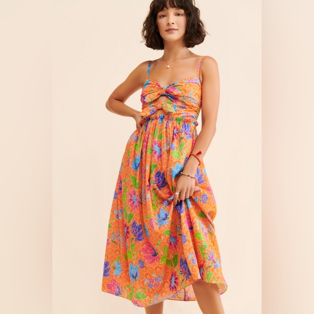 Charina Sarte Anissa Midi Dress - Picture 3 of 4